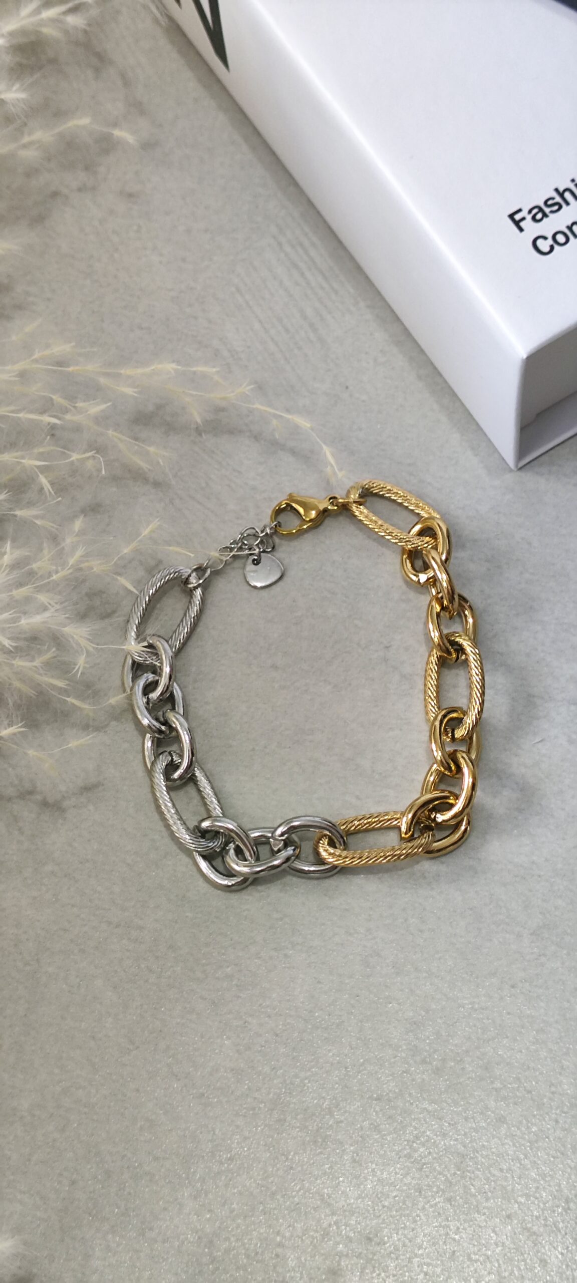ancre hand chain