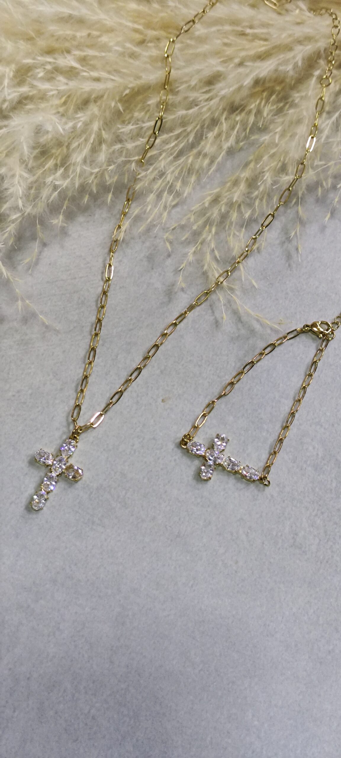 felia cross hand chain - Image 5