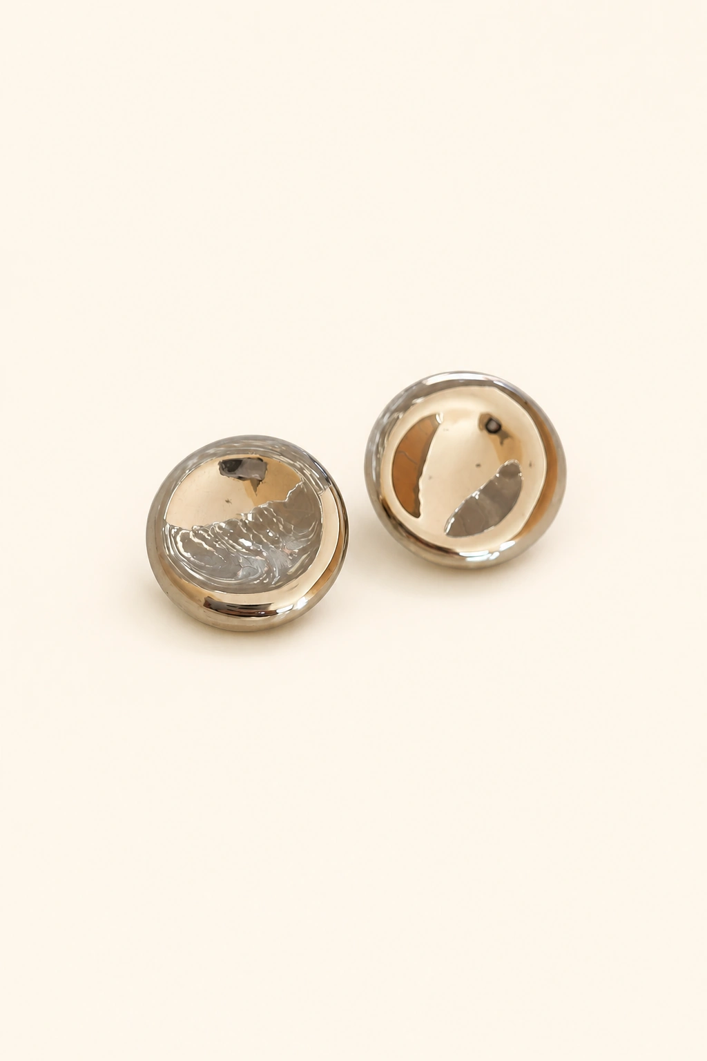button earrings