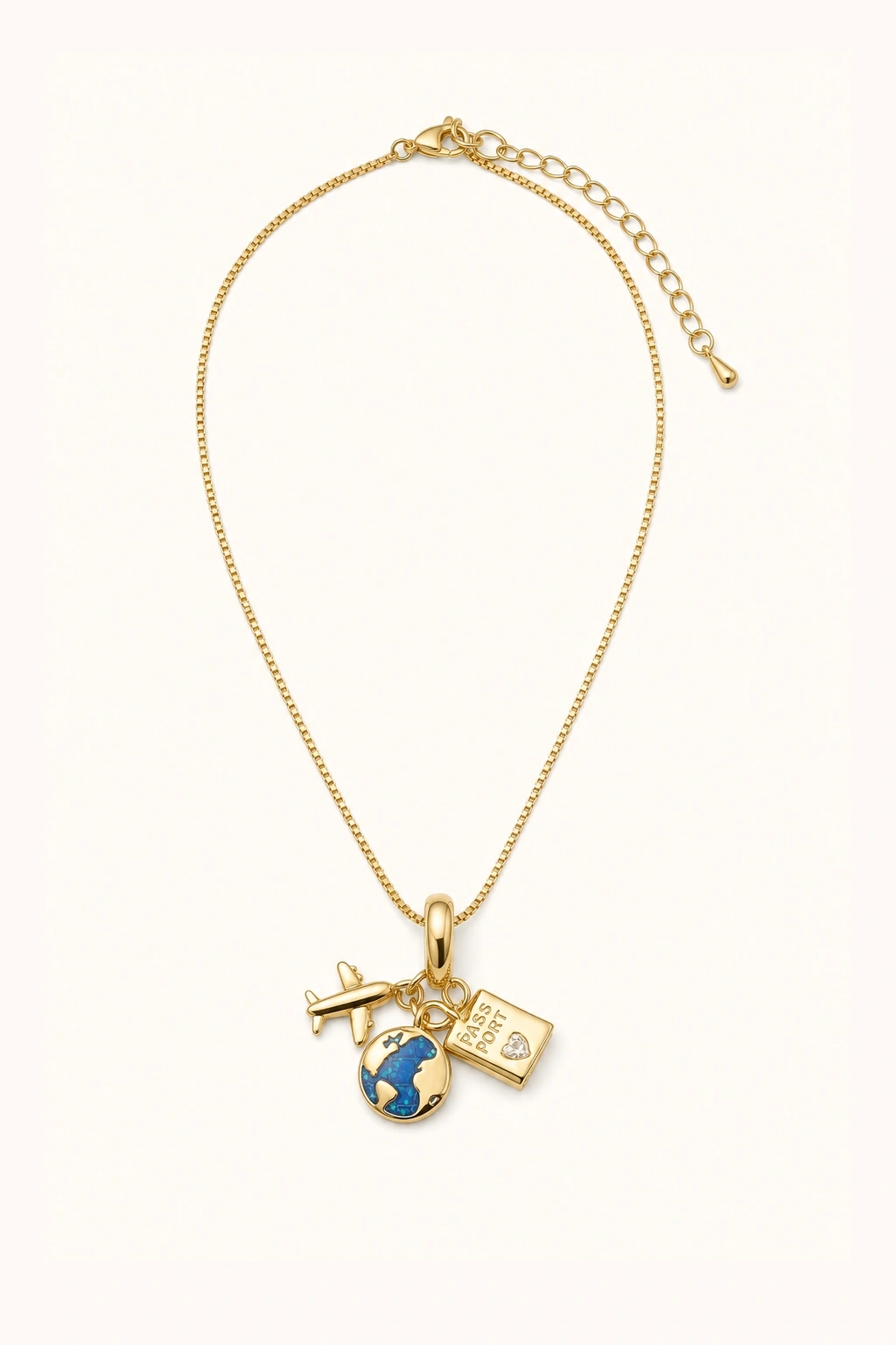 travel-loving necklace