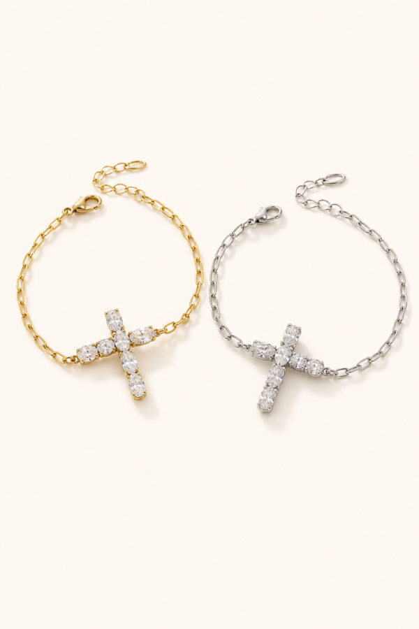 felia cross hand chain